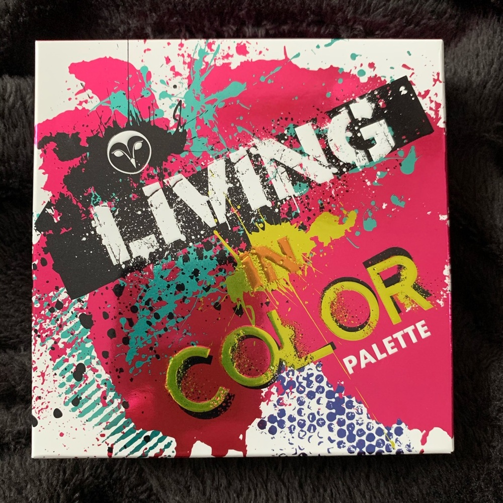 Hank & Henry Living in Color Pallet